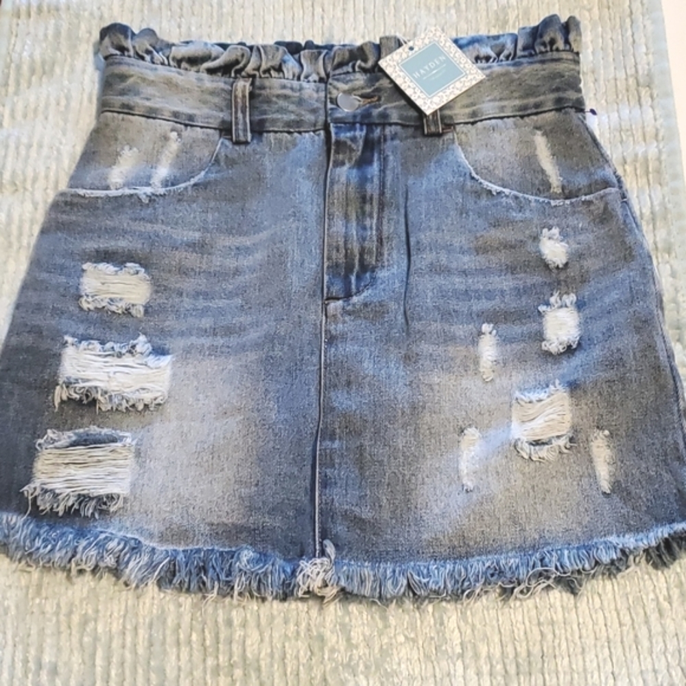 🍃 NWT, Hayden denim jean skirt Sz small